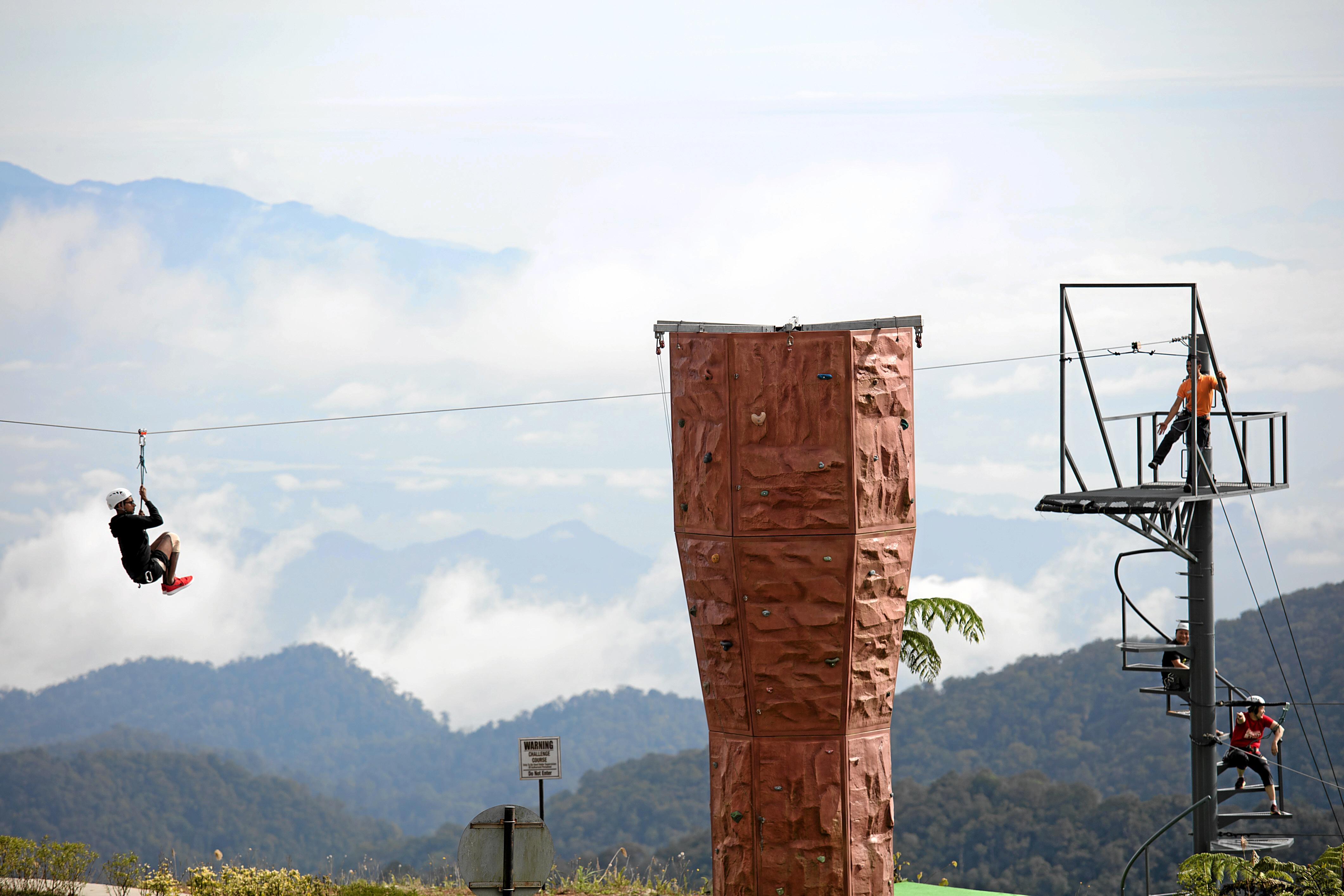 Grand Ion Delemen Hotel Genting Highlands Buitenkant foto Adventure Park